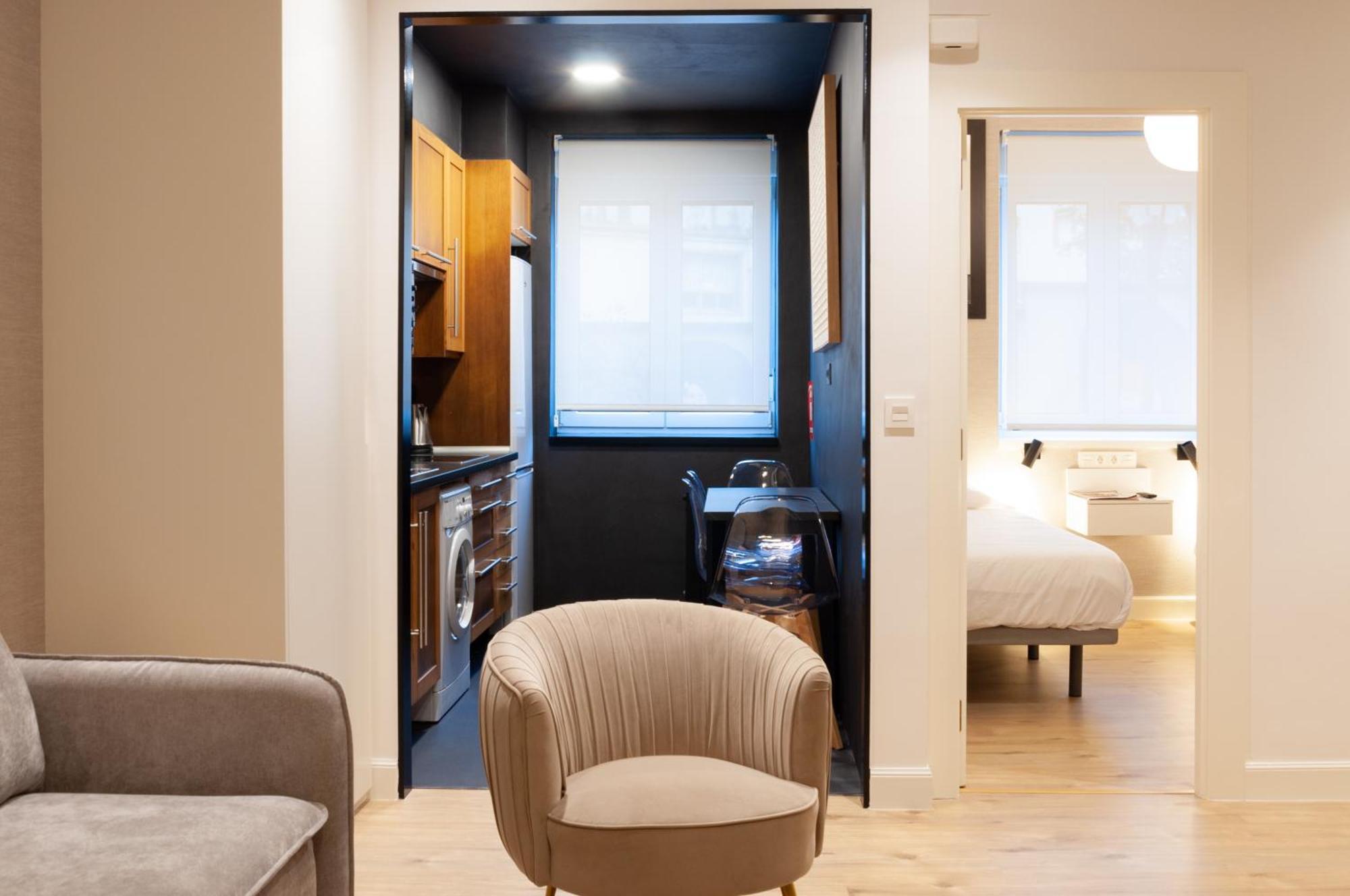 Vivienda Turistica En Bilbao La Vieja Con Wifi Y Parking Appartement Buitenkant foto