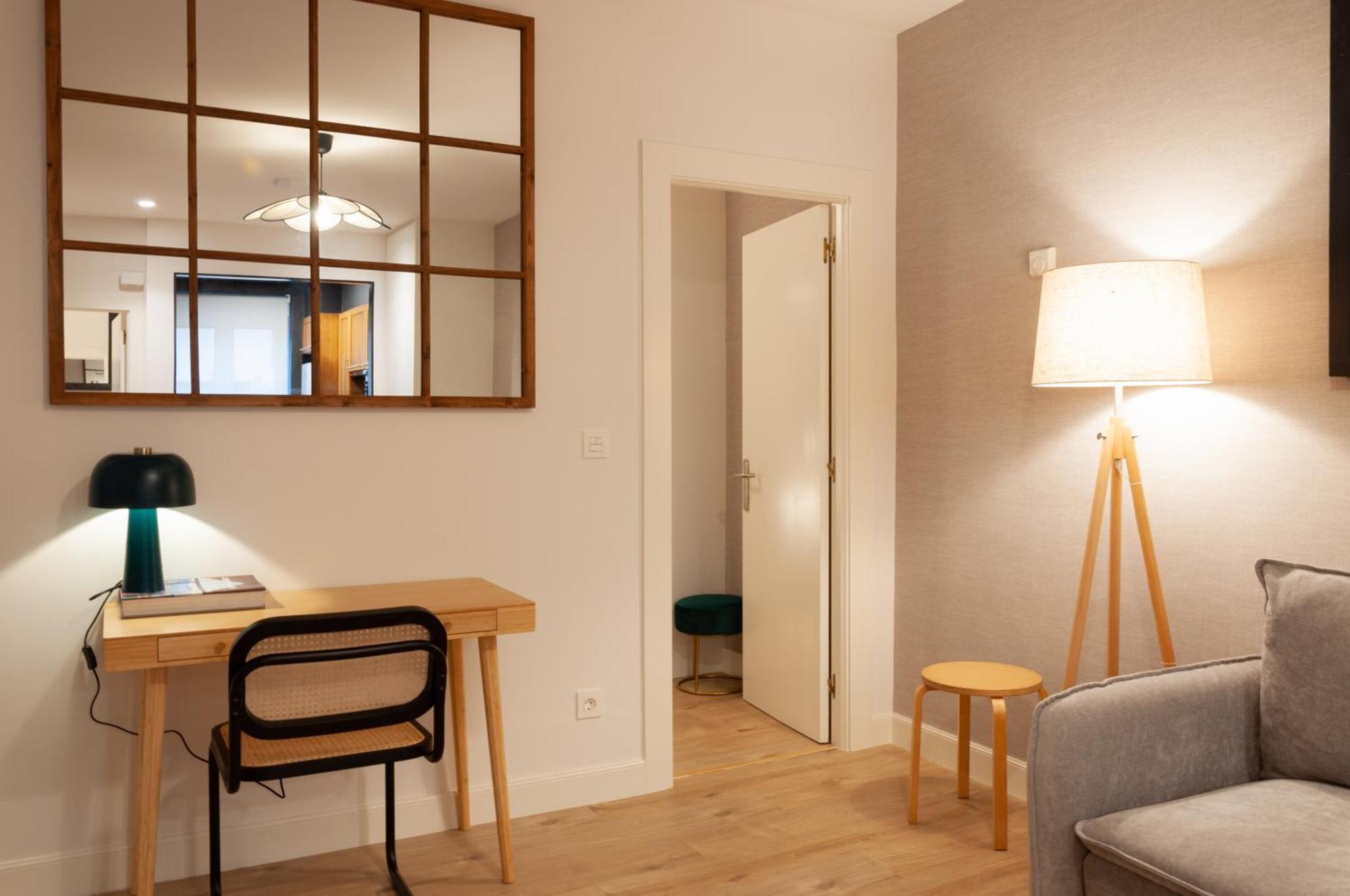 Vivienda Turistica En Bilbao La Vieja Con Wifi Y Parking Appartement Buitenkant foto