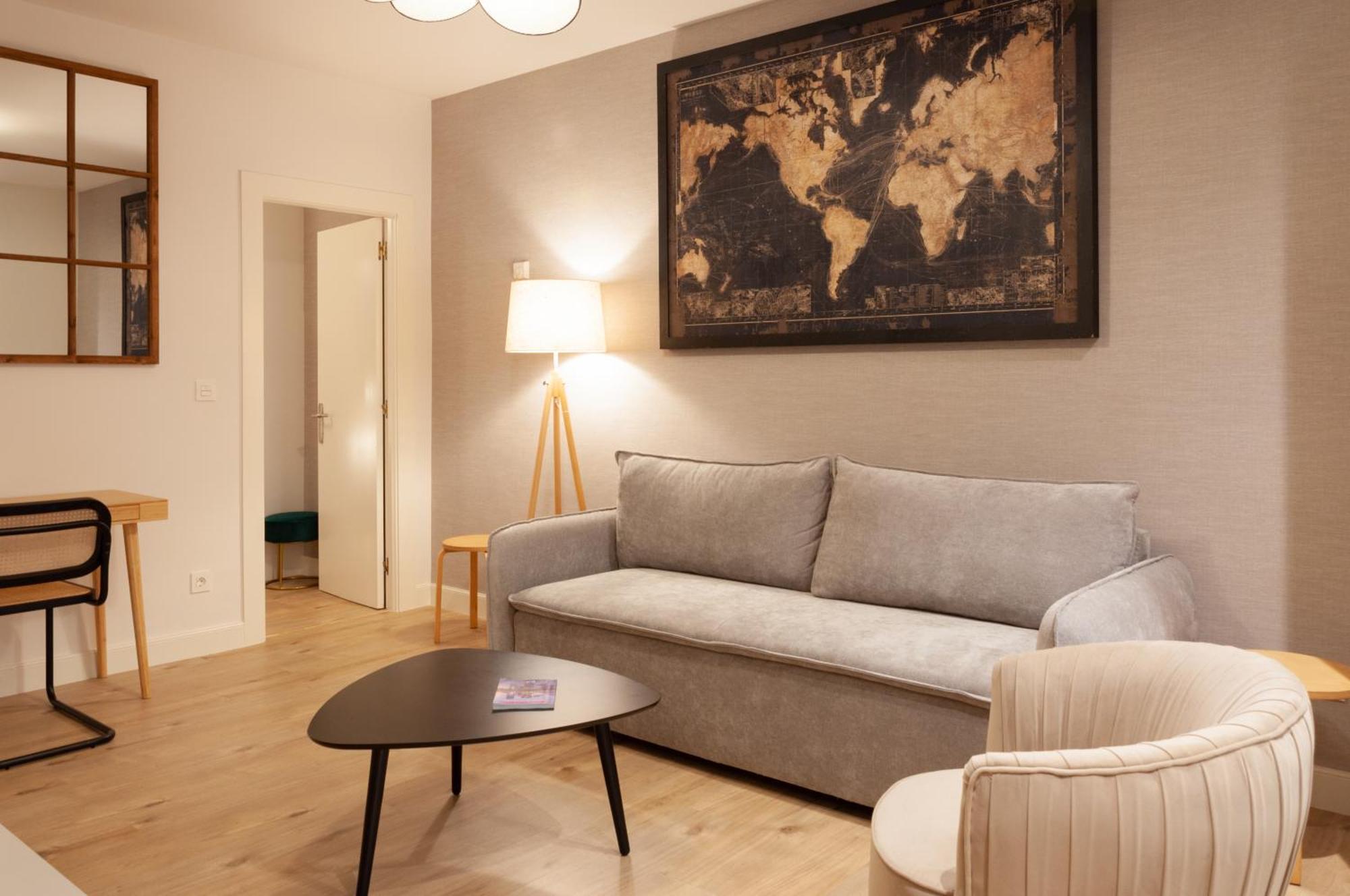 Vivienda Turistica En Bilbao La Vieja Con Wifi Y Parking Appartement Buitenkant foto