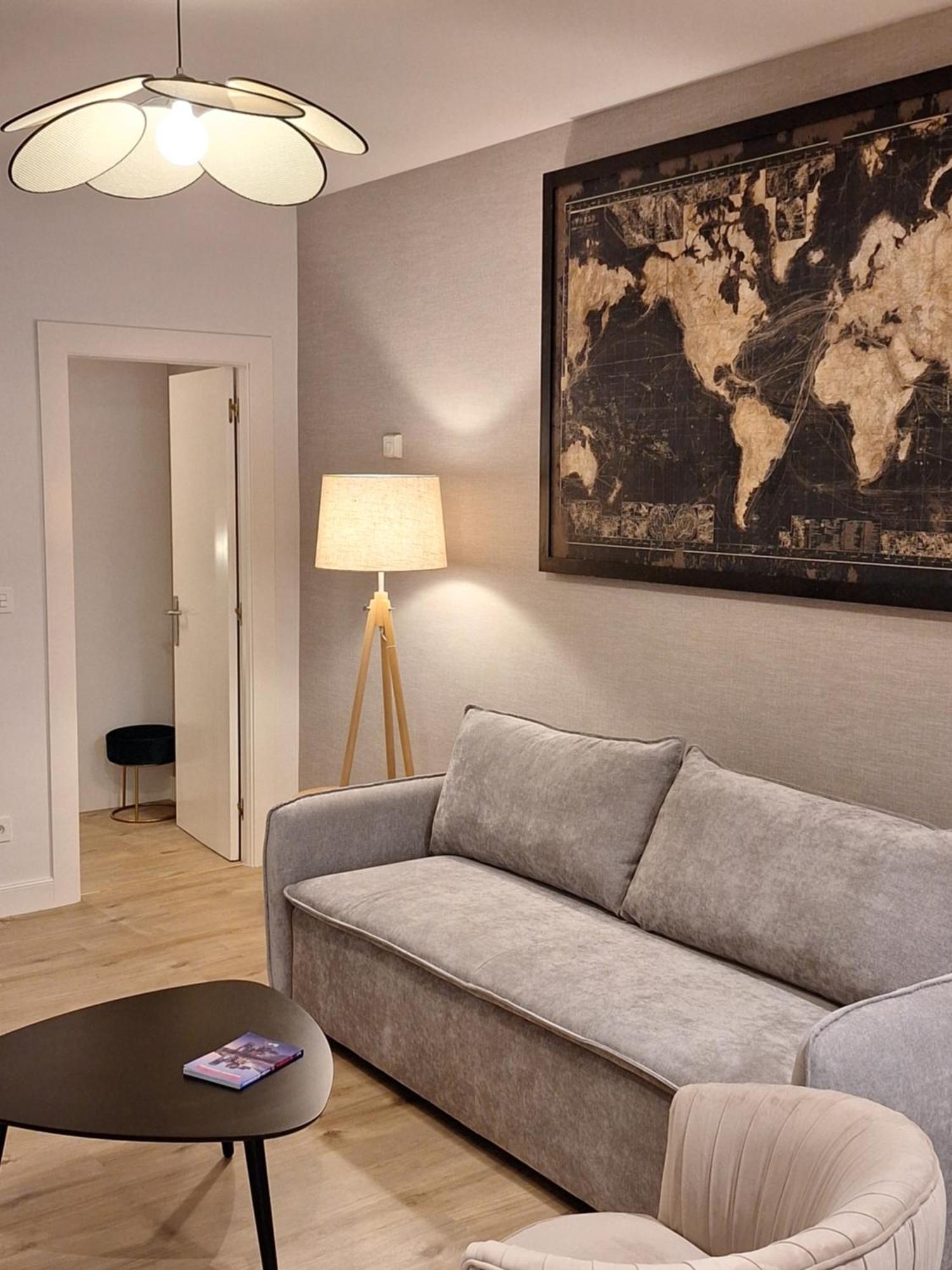 Vivienda Turistica En Bilbao La Vieja Con Wifi Y Parking Appartement Buitenkant foto