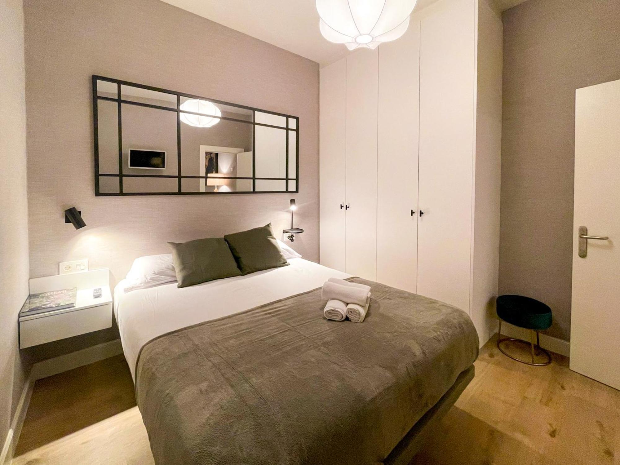 Vivienda Turistica En Bilbao La Vieja Con Wifi Y Parking Appartement Buitenkant foto