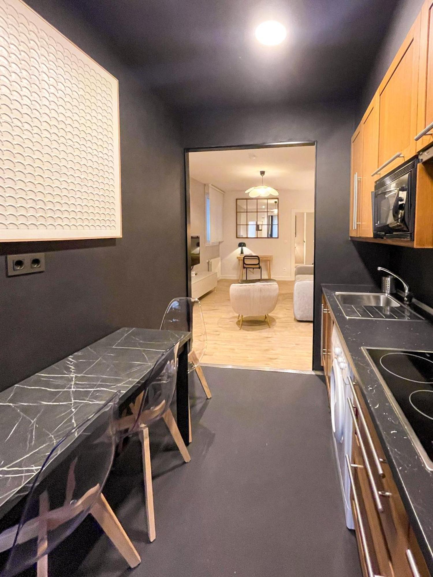Vivienda Turistica En Bilbao La Vieja Con Wifi Y Parking Appartement Buitenkant foto